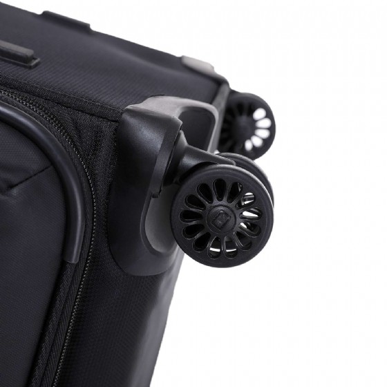 �� ������� - NATIONAL GEOGRAPHIC TRAVELLER BLACK �� 3 �������