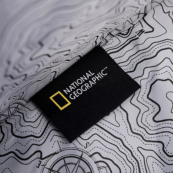 �� ������� - NATIONAL GEOGRAPHIC BADGES BLUE �� 3 �������