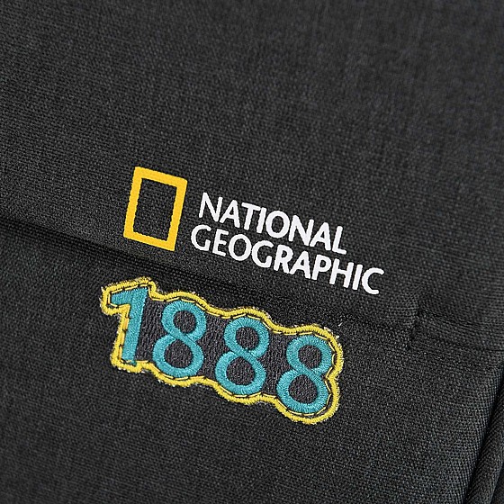 �� ������� - NATIONAL GEOGRAPHIC BADGES BLACK �� 3 �������