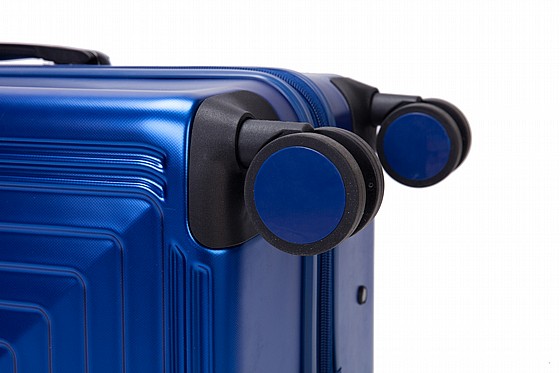 �� ������� - �� 3 ������� ������  NATIONAL GEOGRAPHIC AMAZONIA BLUE 