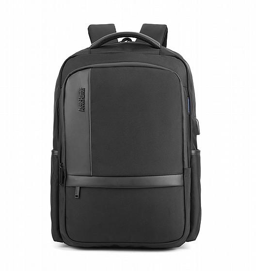 ��� �� Hunter Backpack