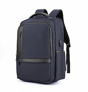 תיק גב Hunter Backpack תיק גב Hunter Backpack