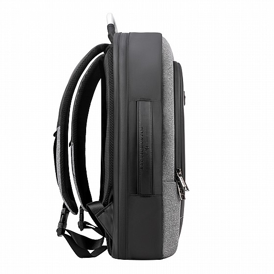 ��� �� i-Vintage Backpack