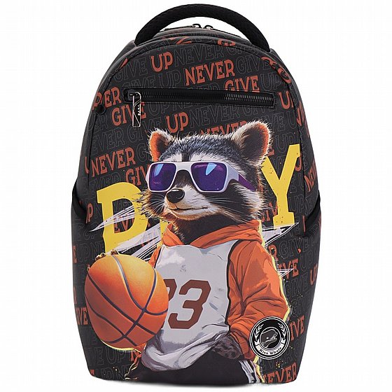 ��� �� Young Basketball Player