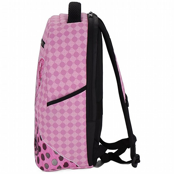 ��� �� Pink Chita 