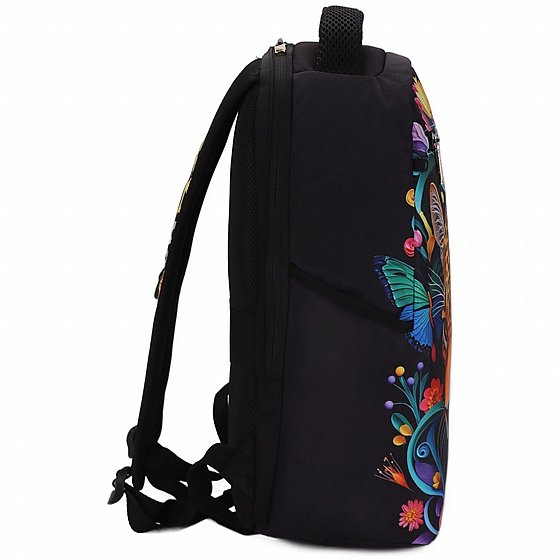 ��� �� Tropical Leopard
