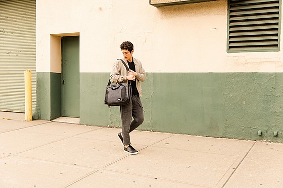 ��� ���� VOYAGE BRIEFCASE