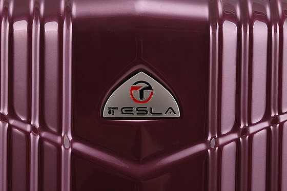  �� 3 ������� TESLA  ������ ��� ��� ��� �����