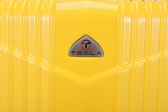  �� 3 ������� TESLA  ������ ��� ��� ��� ����